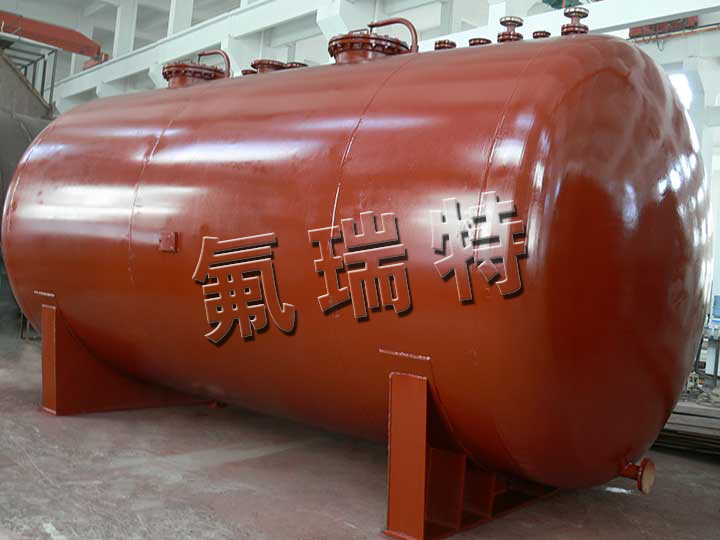 鋼襯塑儲(chǔ)罐、反應(yīng)釜